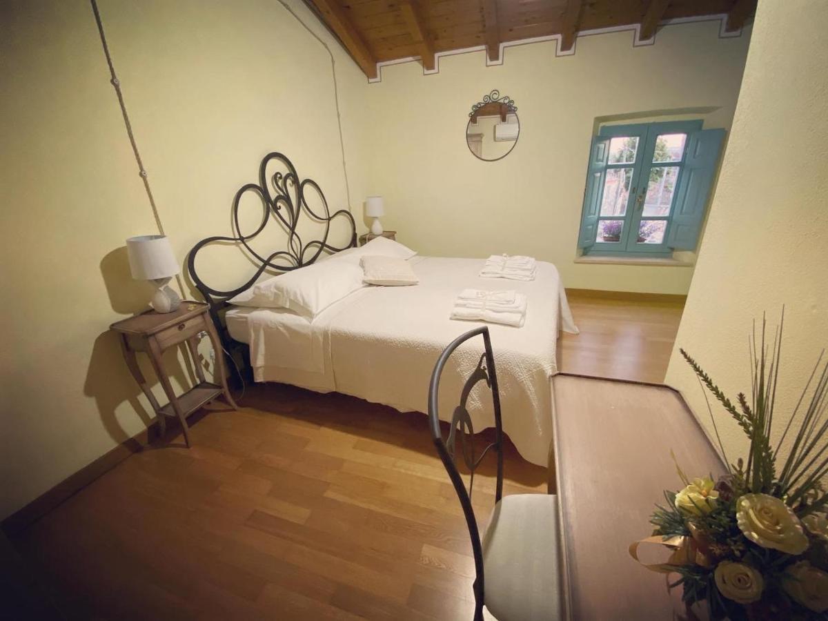 B&B Su Strintu Tuili Buitenkant foto