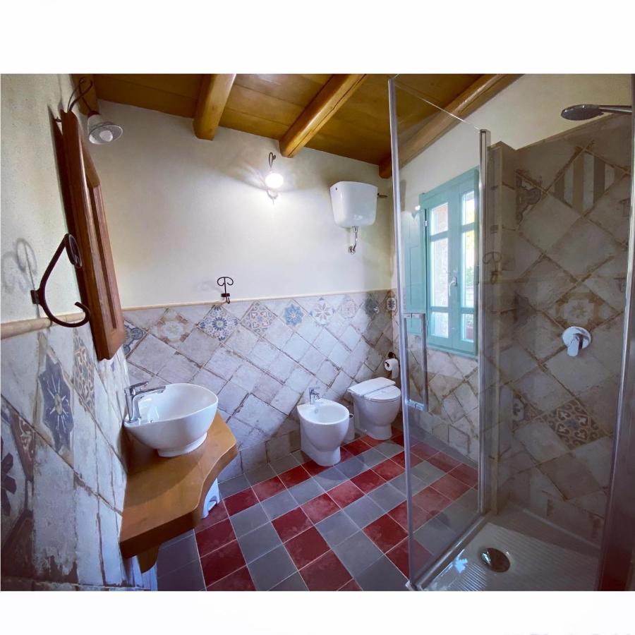 B&B Su Strintu Tuili Buitenkant foto