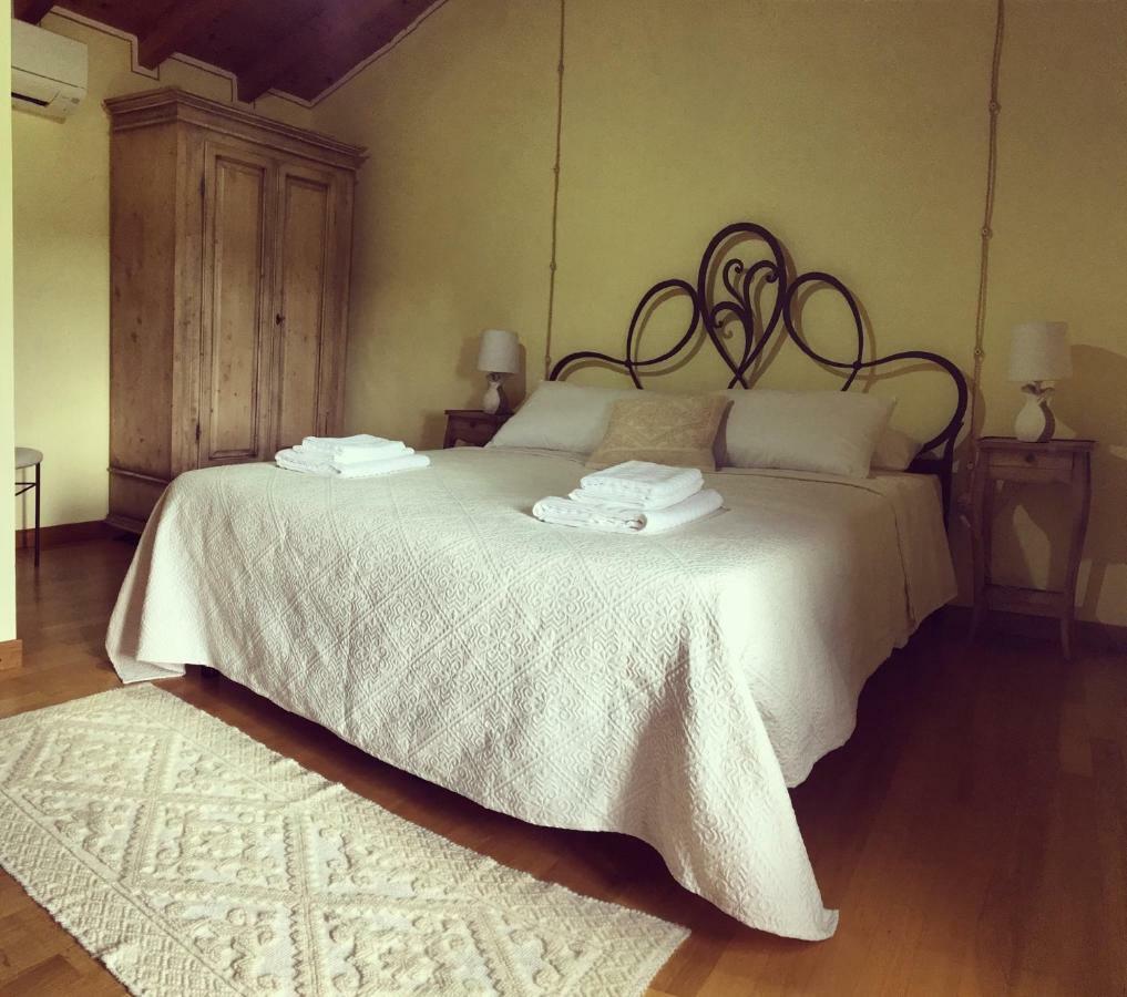 B&B Su Strintu Tuili Buitenkant foto
