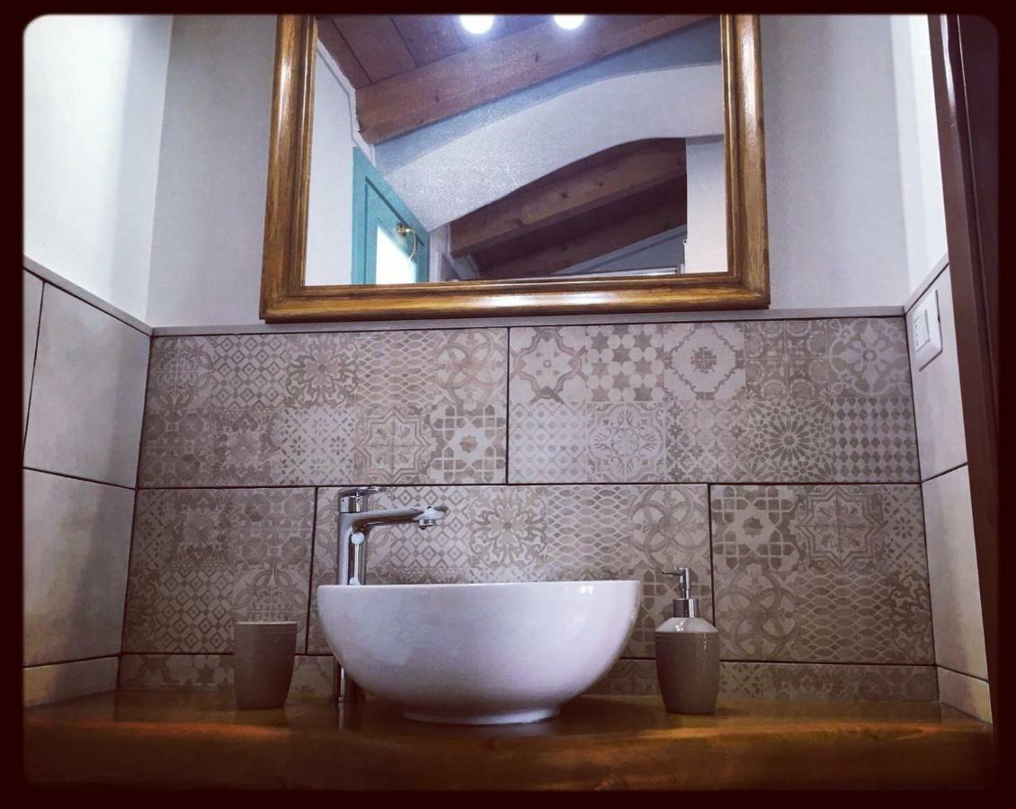 B&B Su Strintu Tuili Buitenkant foto
